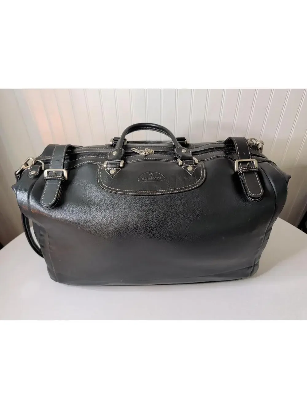 Samsonite RARE XL Leather Bag/Luggage Black 950 Series, 25x14x17, Zip & Buckle